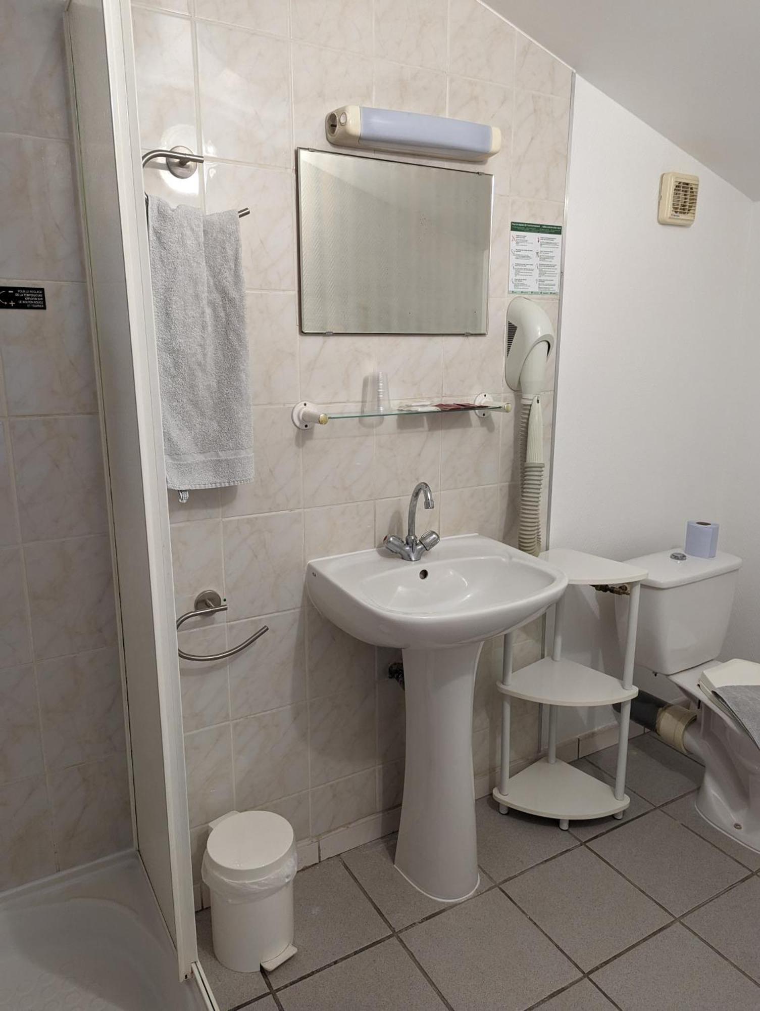 Auberge Des Pins Aubenas Kültér fotó