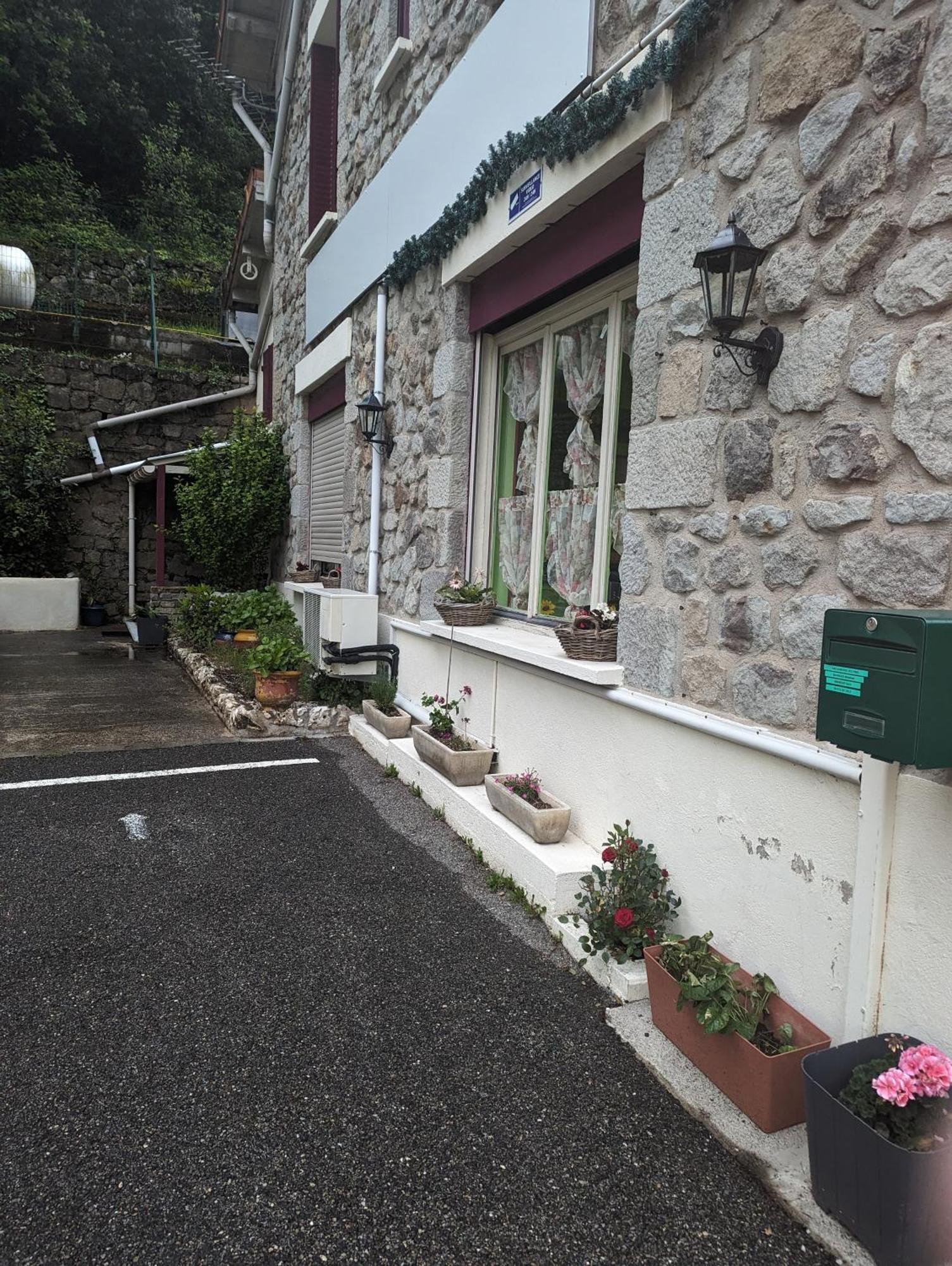 Auberge Des Pins Aubenas Kültér fotó